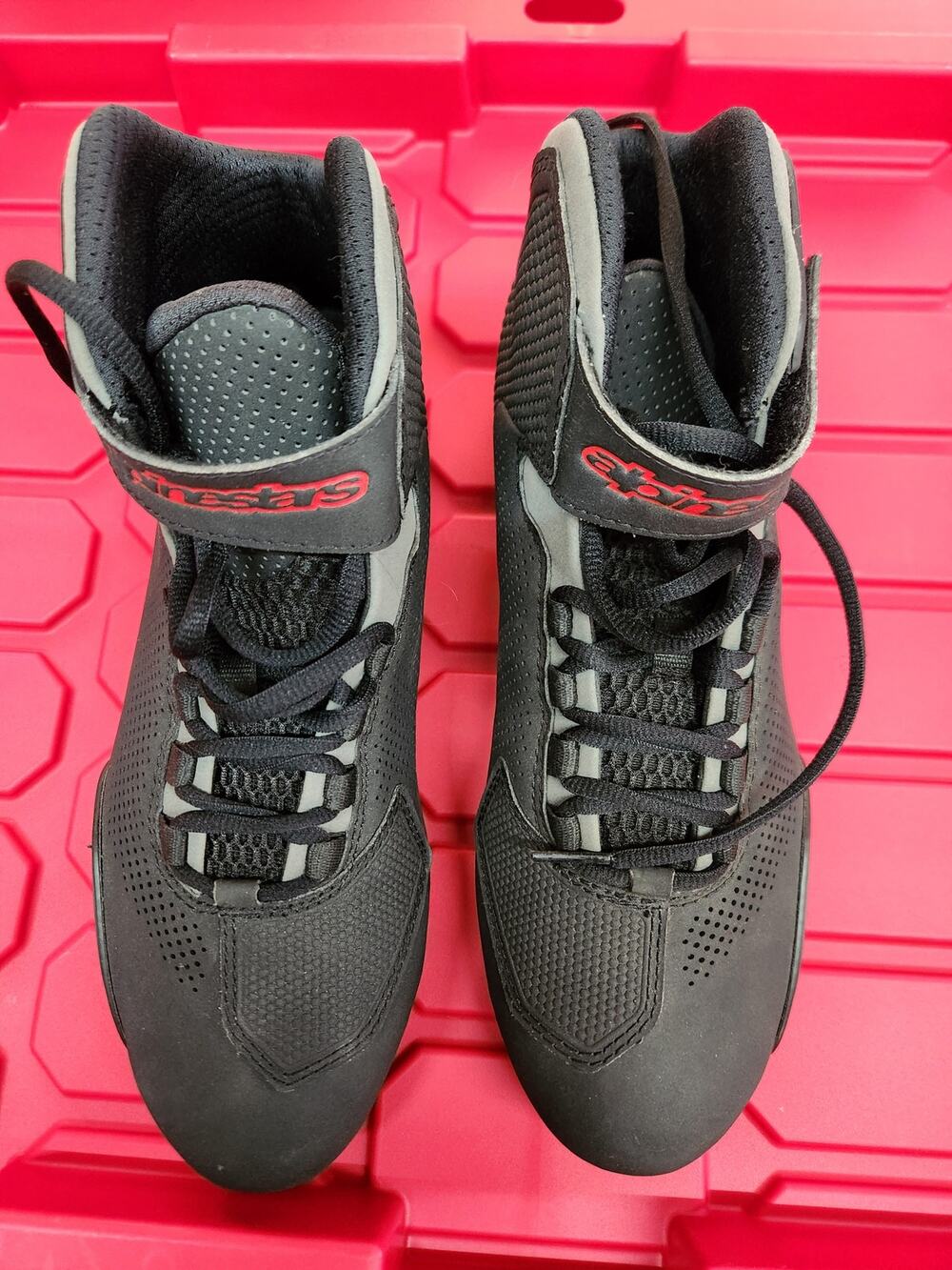 Alpinestars Black/Gray/Red Sektor Vented Shoes (Men Size 8.5)